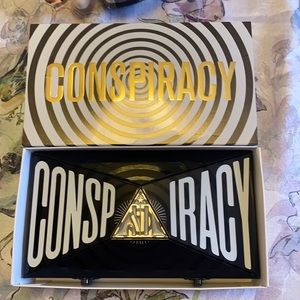 Jeffree Star/Shane Dawson Conspiracy palette